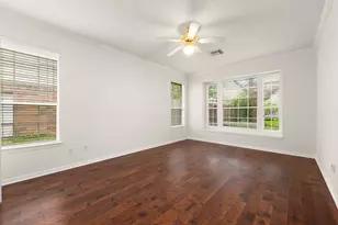 9423 Walnut Brook Ct, Houston, TX 77040 - Photo 18