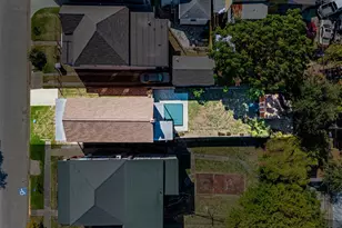 4318 Avenue K, Galveston, TX 77550 - Photo 6