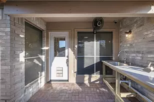 10027 Briarpark Trail Ln, Houston, TX 77064 - Photo 20