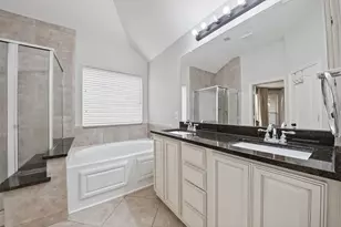 8922 Pinenut Dr, Cypress, TX 77433 - Photo 34