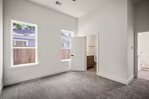1224 E 23rd St, Houston, TX 77009 - Photo 18
