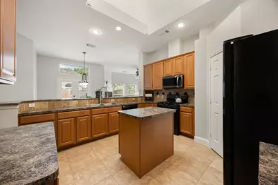 6515 Rustling Timbers Lane, Spring, TX 77379 - Photo 10