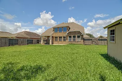 4022 Cypress Point Drive, Mont Belvieu, TX 77523 - Photo 48