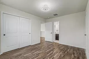 4022 Cypress Point Dr, Mont Belvieu, TX 77523 - Photo 36