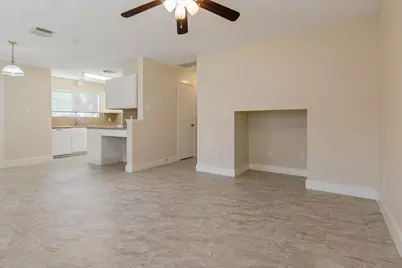 439 Laurel Timbers Drive, Houston, TX 77339 - Photo 10