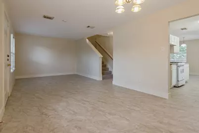 439 Laurel Timbers Drive, Houston, TX 77339 - Photo 6