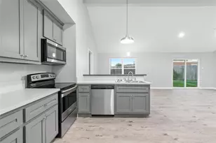 10922 Village Trail Dr, Houston, TX 77065 - Photo 12