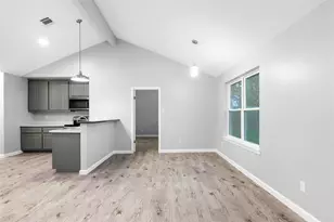 10922 Village Trail Dr, Houston, TX 77065 - Photo 8