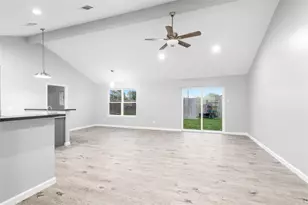 10922 Village Trail Dr, Houston, TX 77065 - Photo 6