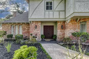 6710 Falling Waters Dr, Spring, TX 77379 - Photo 4