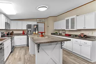 57 Family Ln, New Waverly, TX 77358 - Photo 10