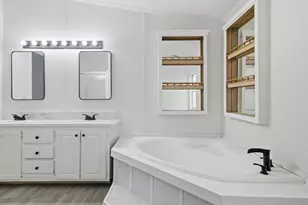 816 Buckhorn Ln, Magnolia, TX 77354 - Photo 10