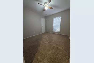 419 Gleneagles Drive, Friendswood, TX 77546 - Photo 12