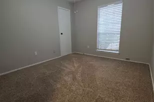 419 Gleneagles Dr, Friendswood, TX 77546 - Photo 12