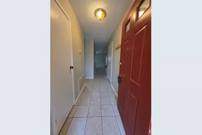 419 Gleneagles Drive, Friendswood, TX 77546 - Photo 2