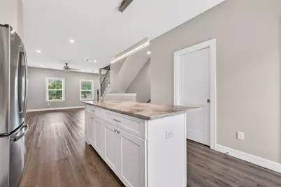5262 Ella Boulevard #104, Houston, TX 77018 - Photo 12
