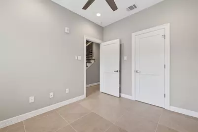 5262 Ella Boulevard #104, Houston, TX 77018 - Photo 6