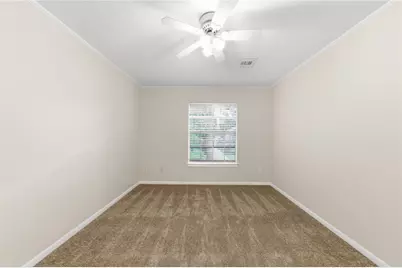 13615 Robin Hill Court, Houston, TX 77059 - Photo 38
