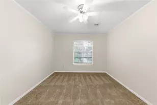 13615 Robin Hill Ct, Houston, TX 77059 - Photo 38