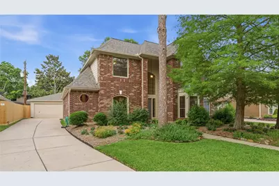 13615 Robin Hill Court, Houston, TX 77059 - Photo 4