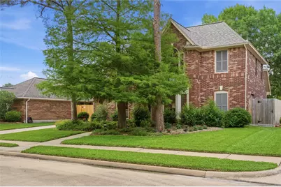 13615 Robin Hill Court, Houston, TX 77059 - Photo 6