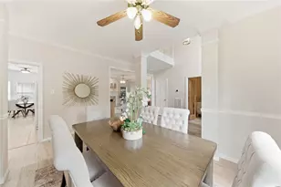 13615 Robin Hill Ct, Houston, TX 77059 - Photo 16