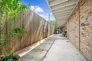 4040 San Felipe St, Houston, TX 77027 - Photo 24
