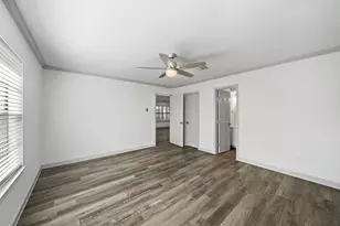 1714 Huge Oaks St, Houston, TX 77055 - Photo 14