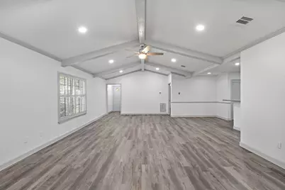 1714 Huge Oaks Street, Houston, TX 77055 - Photo 8