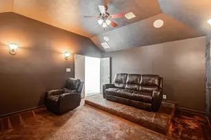 18018 Channel Hill Dr, Cypress, TX 77433 - Photo 32