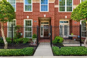 416 McGowen St, Houston, TX 77006 - Photo 2