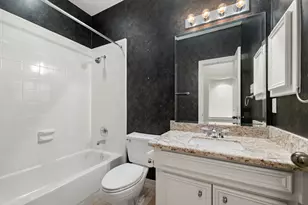 416 McGowen St, Houston, TX 77006 - Photo 6