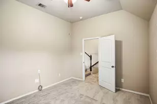 3104 Rock Brook Falls Ln, League City, TX 77573 - Photo 26
