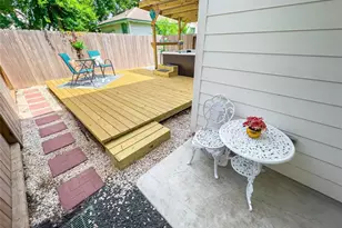 2404 St Charles St, Houston, TX 77004 - Photo 24