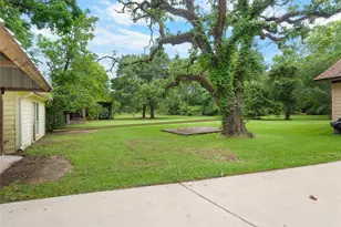 211 Brantley Ln, Magnolia, TX 77354 - Photo 40