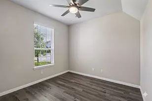 2903 August Mist Ct, Conroe, TX 77304 - Photo 4