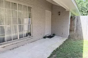 5342 Lawn Arbor Dr, Houston, TX 77066 - Photo 6