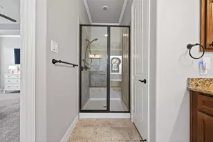 2014 Holly Manor Ct, Katy, TX 77493 - Photo 34