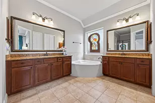 2014 Holly Manor Ct, Katy, TX 77493 - Photo 32