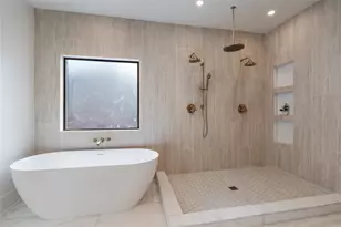 1205 Tall Pines Dr, Friendswood, TX 77546 - Photo 22