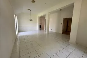 15803 Mission Estates Ct, Houston, TX 77083 - Photo 10