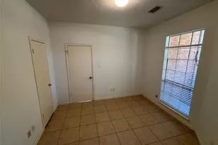 15803 Mission Estates Ct, Houston, TX 77083 - Photo 28