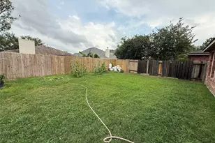 2315 Cobbdale Ln, Houston, TX 77014 - Photo 6