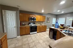 2315 Cobbdale Ln, Houston, TX 77014 - Photo 10