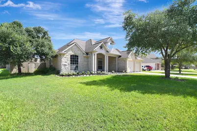 18607 Summercliff Lane, Tomball, TX 77377 - Photo 2