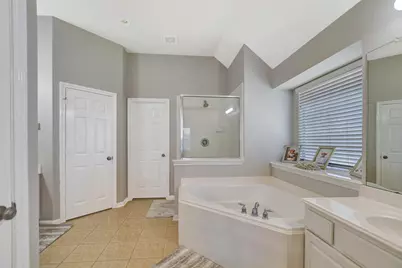 18607 Summercliff Lane, Tomball, TX 77377 - Photo 20