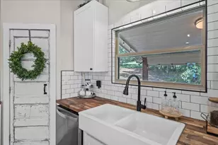 147 Wildwood Lake Dr N, Huntsville, TX 77340 - Photo 12