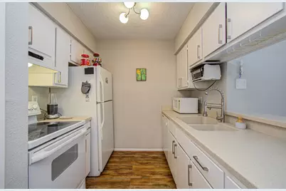 2800 Jeanetta Street #2406, Houston, TX 77063 - Photo 10