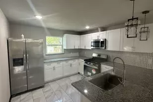 8433 Lenore St, Houston, TX 77017 - Photo 24