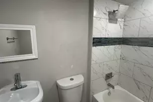 8433 Lenore St, Houston, TX 77017 - Photo 10